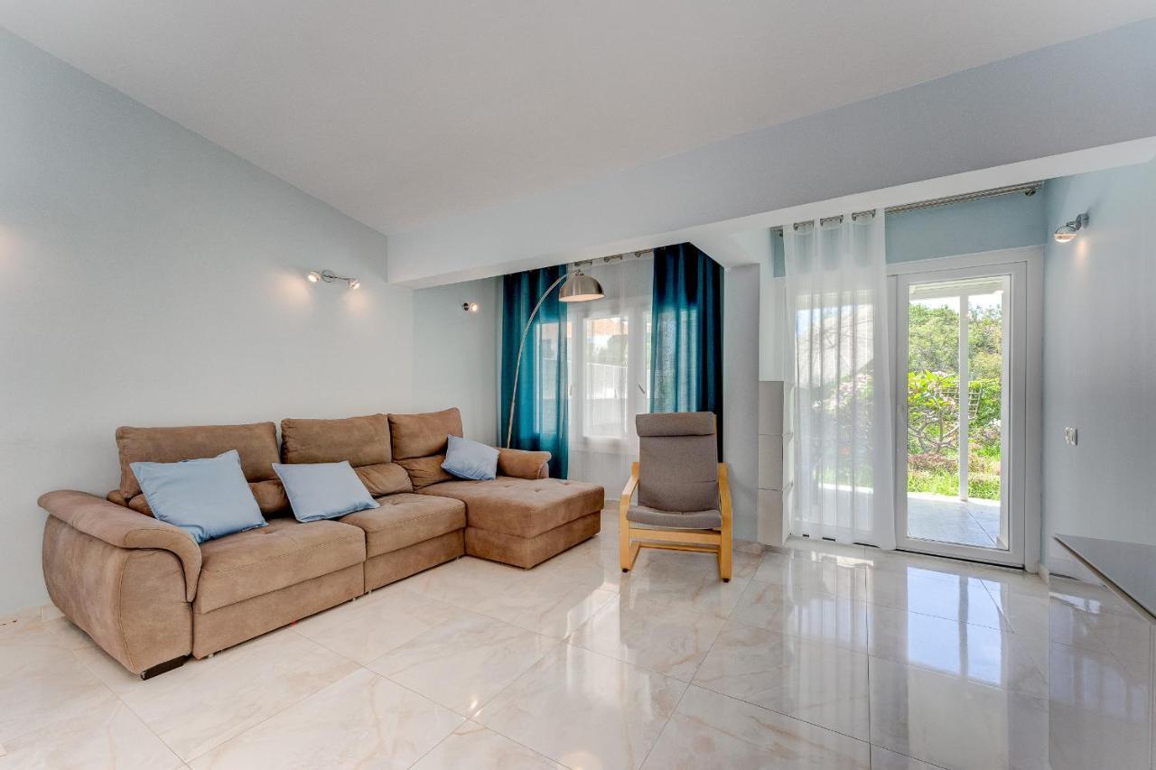 Beautiful Bungalow In Island Village Costa Adeje  Exterior photo